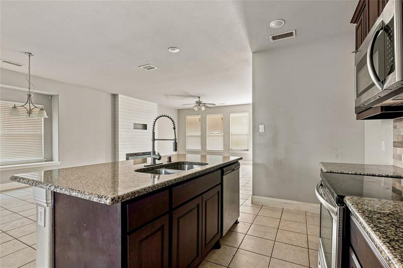 105 Finlee Lane, Red Oak TX 75154 - Photo 15