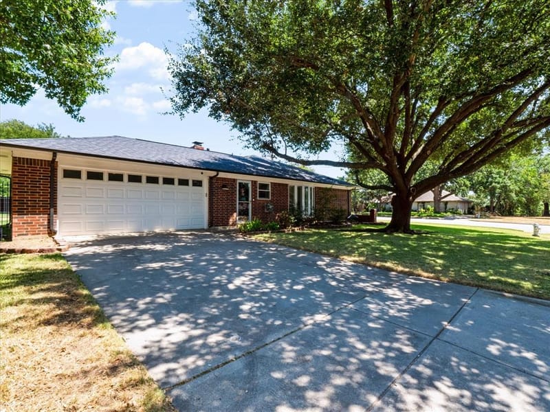 420 Cannon Drive, Hurst TX 76054 - Photo 37