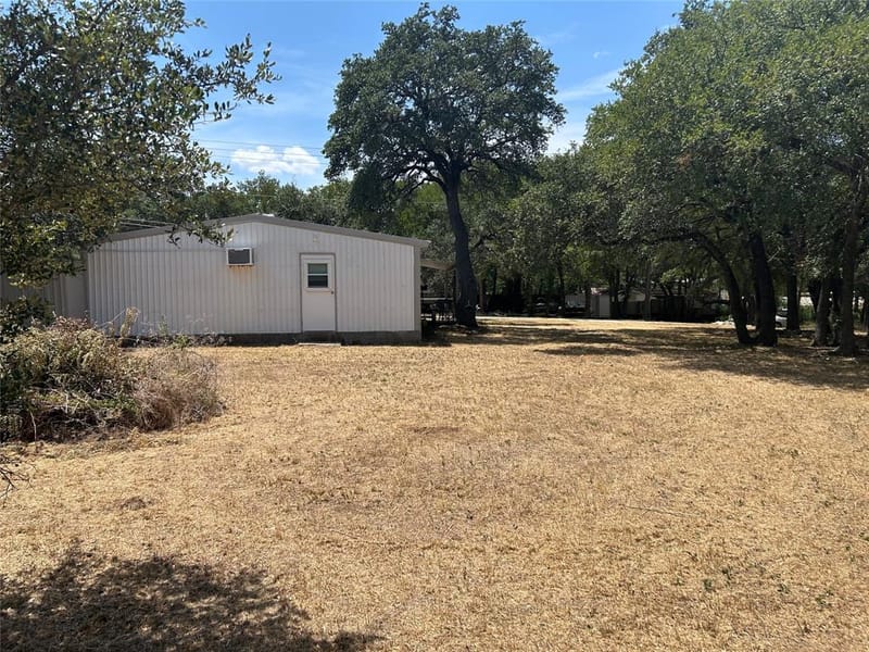 160 County Road 1709, Clifton TX 76634 - Photo 2