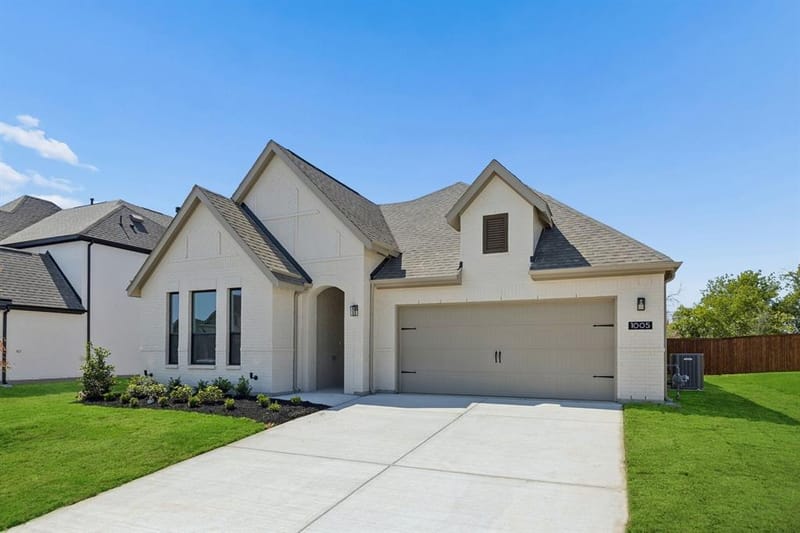 1005 Goldenrod Drive, Justin TX 76247 - Photo 2