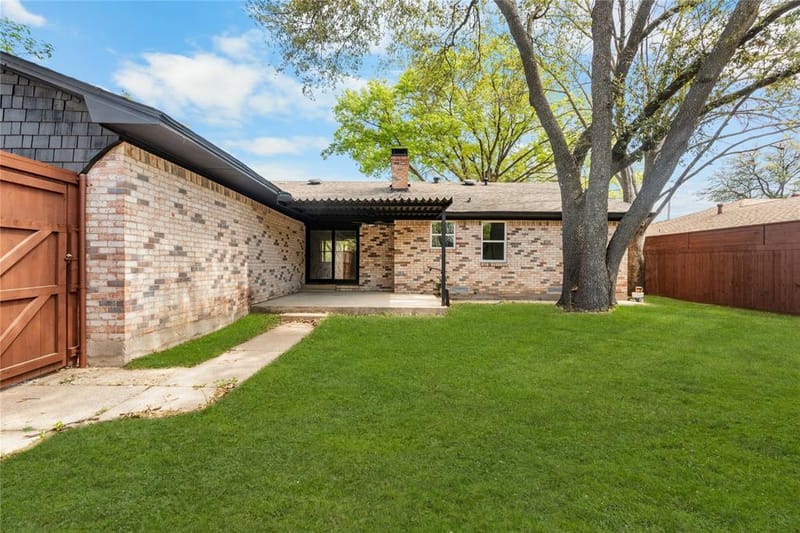 6211 Symphony Lane, Dallas TX 75227 - Photo 25