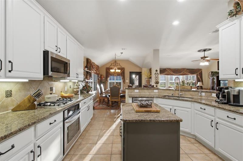 7201 Northern Lights Court, Plano TX 75074 - Photo 14