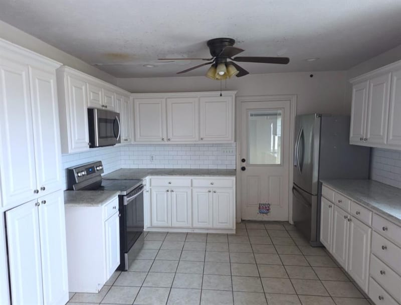 10456 Gentry Drive, Justin TX 76247 - Photo 7