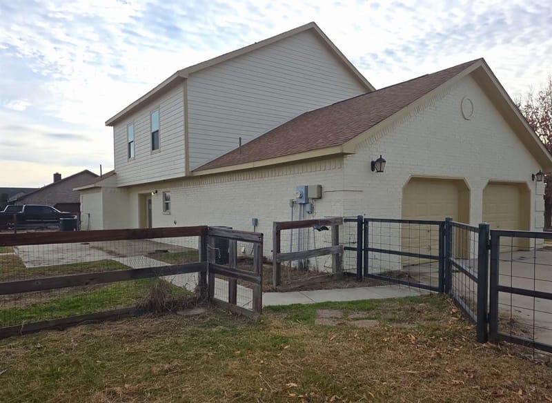 10456 Gentry Drive, Justin TX 76247 - Photo 3
