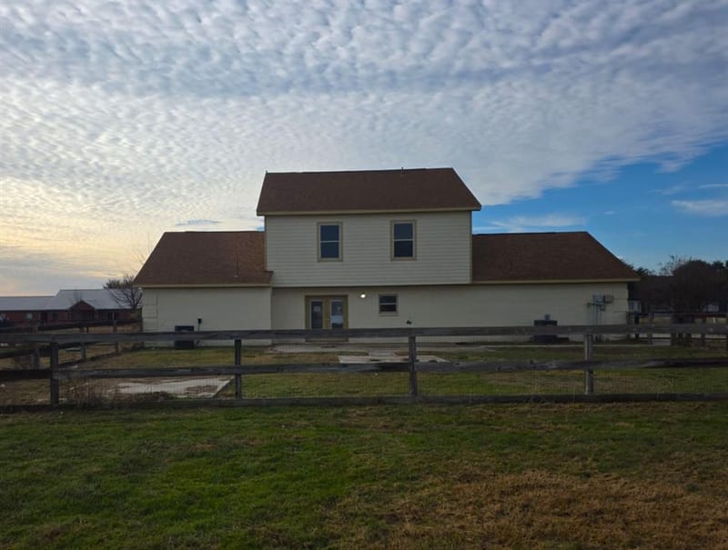 10456 Gentry Drive, Justin TX 76247 - Photo 4