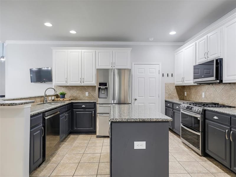 13827 Plum Valley Drive, Frisco TX 75033 - Photo 14