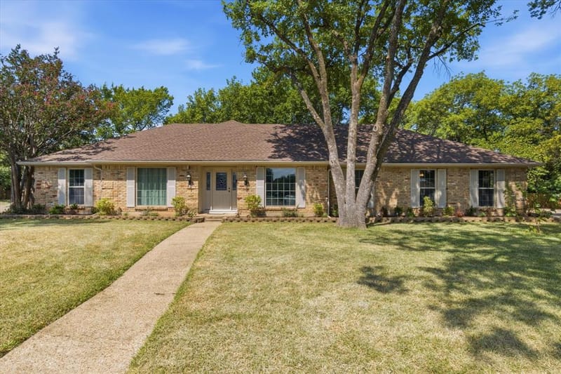 5709 Silver Lake Circle, Waco TX 76710 - Photo 3