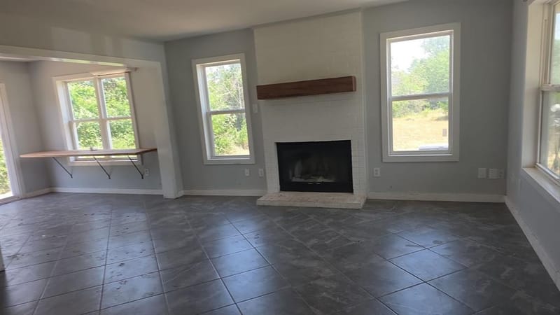 601 Mill Road, Springtown TX 76082 - Photo 6