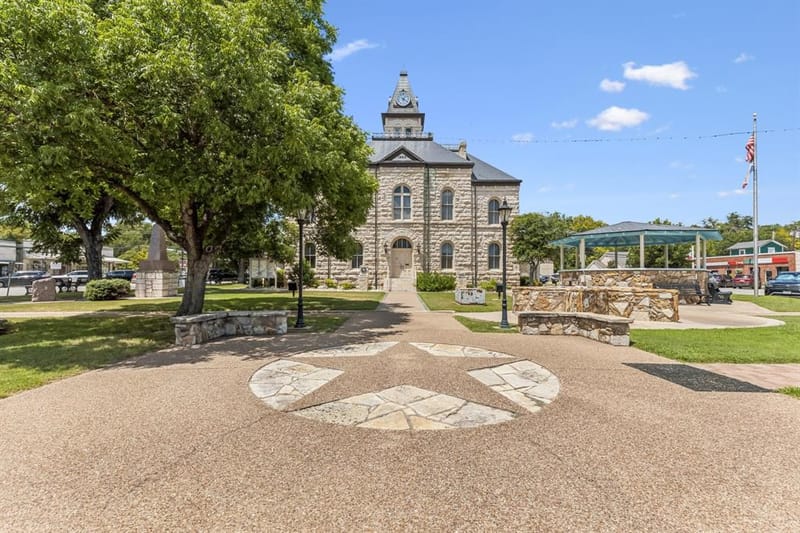 1085 CR 407, Glen Rose TX 76043 - Photo 38