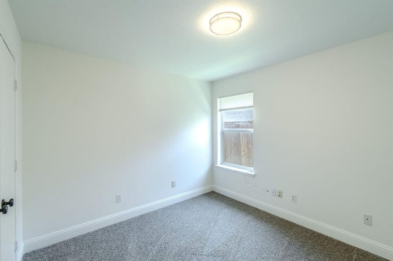 6004 Summerfield, Arlington TX 76018 - Photo 20