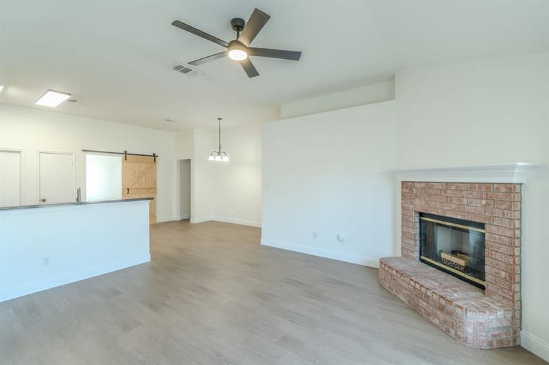 6004 Summerfield, Arlington TX 76018 - Photo 9