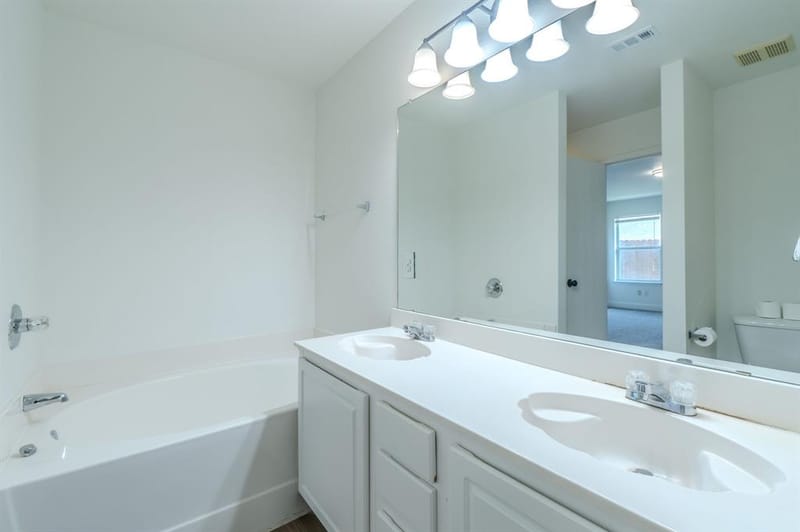 6004 Summerfield, Arlington TX 76018 - Photo 18