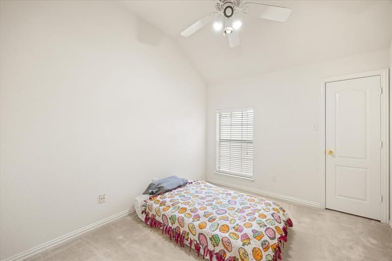 621 Creekview Drive, Burleson TX 76028 - Photo 28