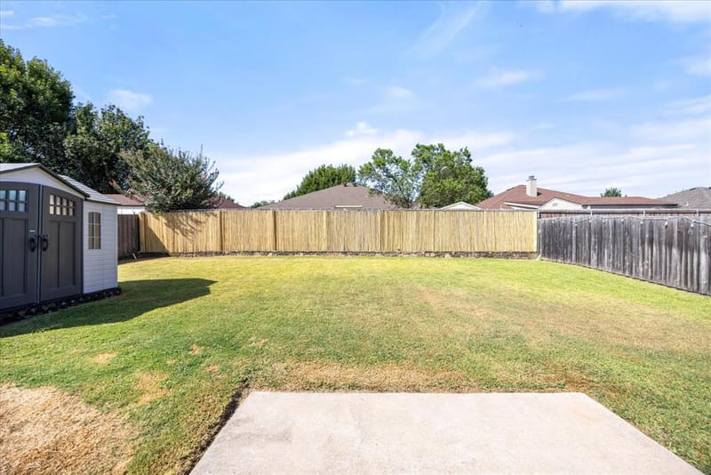 621 Creekview Drive, Burleson TX 76028 - Photo 30