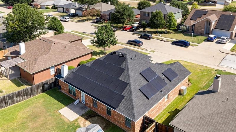 621 Creekview Drive, Burleson TX 76028 - Photo 34