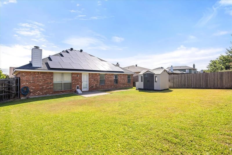 621 Creekview Drive, Burleson TX 76028 - Photo 31