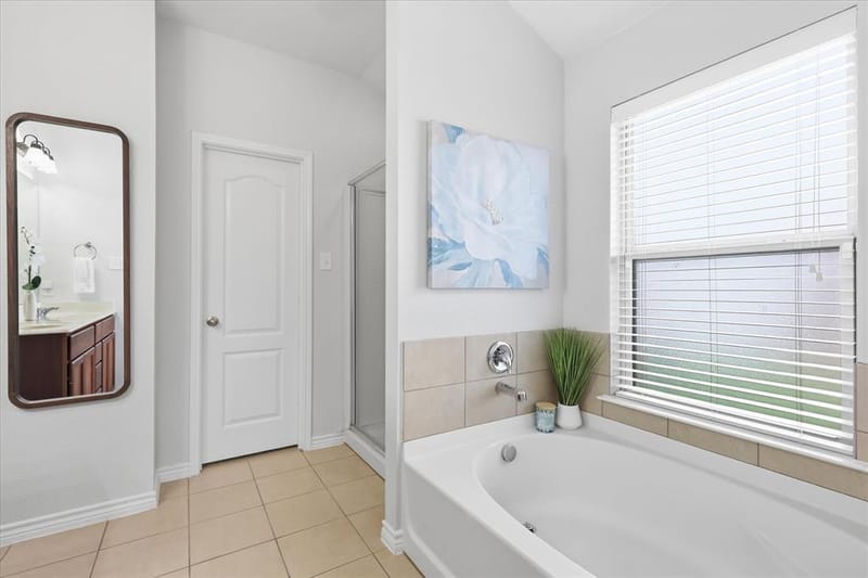 1100 Crest Breeze Drive, Fort Worth TX 76052 - Photo 23