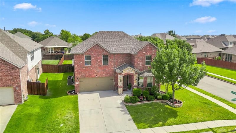 1100 Crest Breeze Drive, Fort Worth TX 76052 - Photo 2