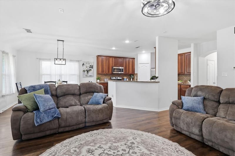 1100 Crest Breeze Drive, Fort Worth TX 76052 - Photo 15