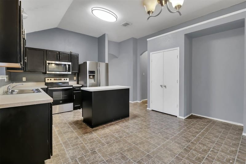 7931 Kansas Avenue, Dallas TX 75241 - Photo 7