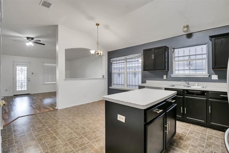 7931 Kansas Avenue, Dallas TX 75241 - Photo 5