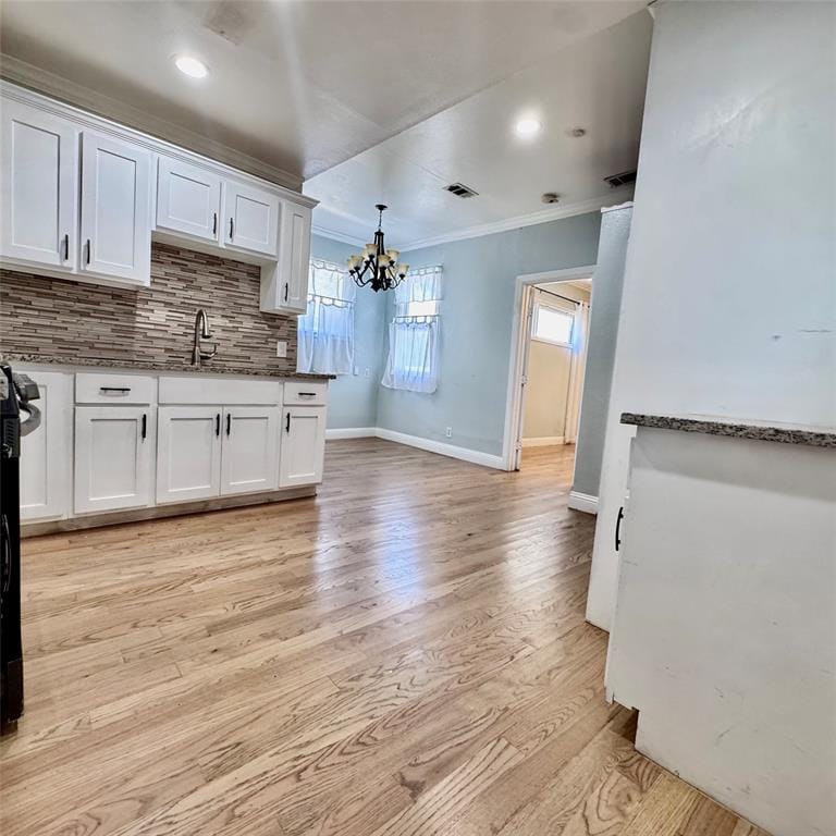 1912 Hurley Avenue, Fort Worth TX 76110 - Photo 6