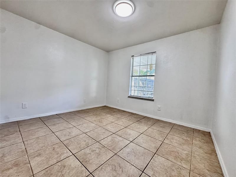 1912 Hurley Avenue, Fort Worth TX 76110 - Photo 16
