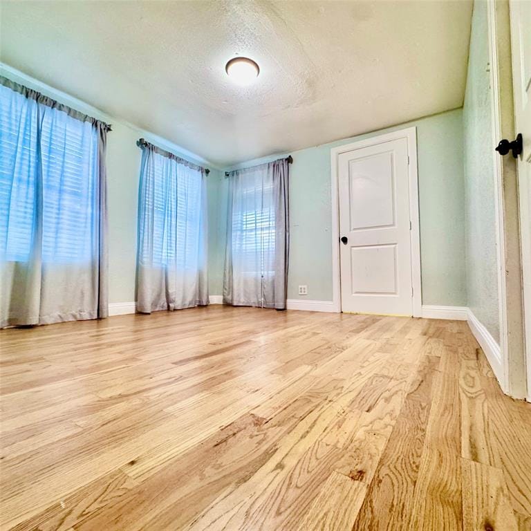 1912 Hurley Avenue, Fort Worth TX 76110 - Photo 7