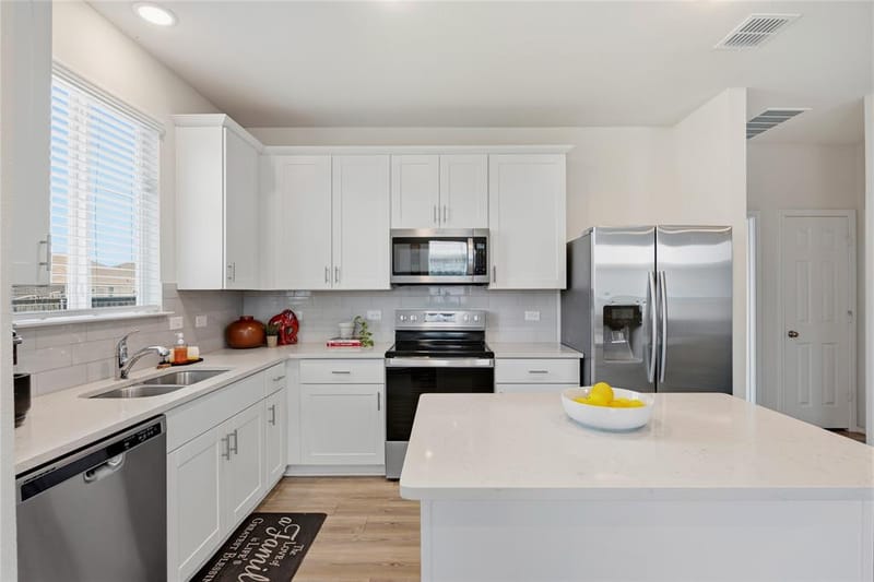 1145 Vernon Drive, Aubrey TX 76227 - Photo 10