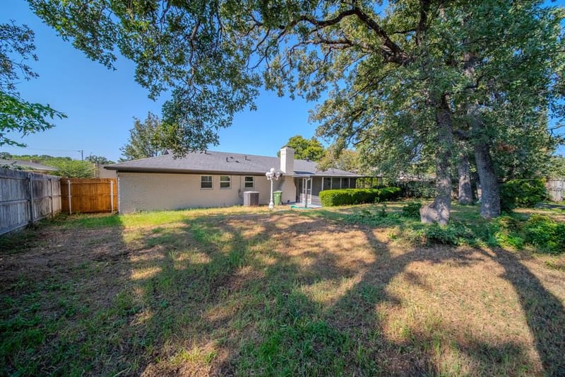 532 Plainview Drive, Hurst TX 76054 - Photo 17
