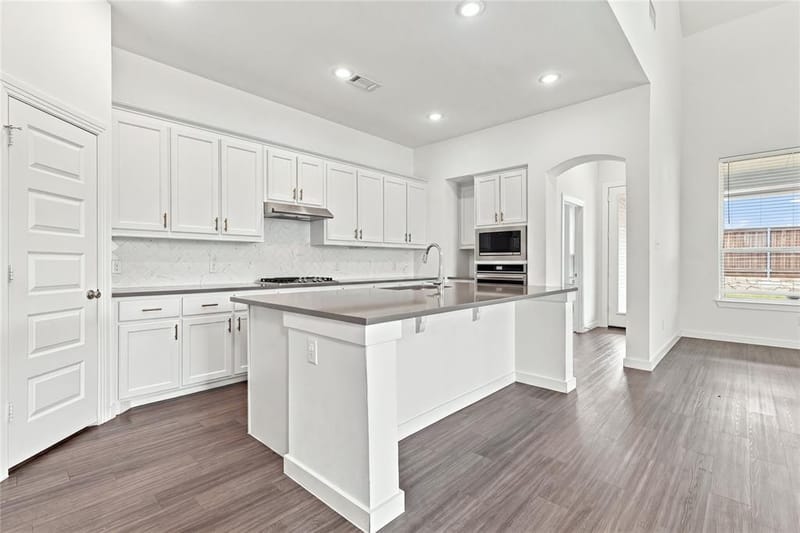 2410 Doncaster Drive, Forney TX 75126 - Photo 11