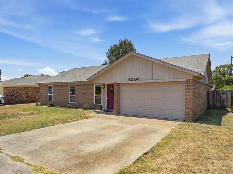 6206 Hott Springs Drive, Arlington TX 76001 - Photo 19
