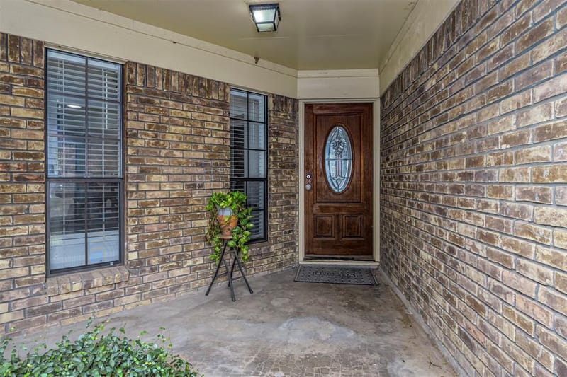 5903 Pleasant Wood Trail, Arlington TX 76016 - Photo 3