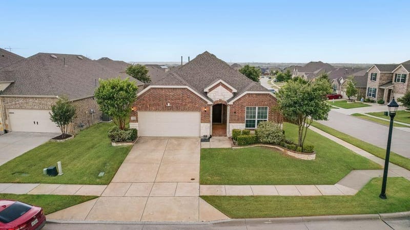 2913 Barnsley Drive, McKinney TX 75071 - Photo 2