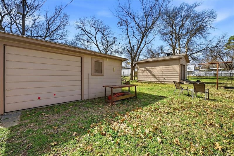 918 W Morgan Street, Denison TX 75020 - Photo 10