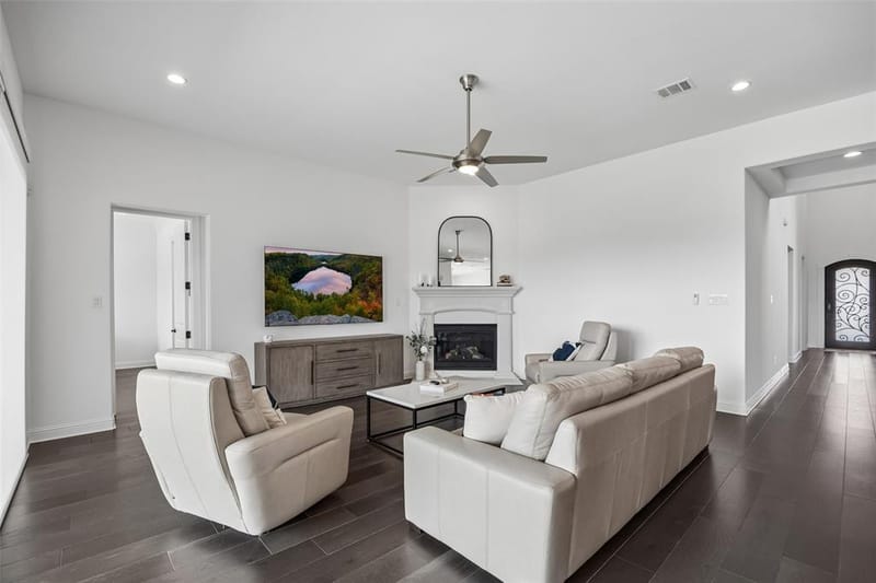 1212 Heritage West Court, Flower Mound TX 75028 - Photo 11