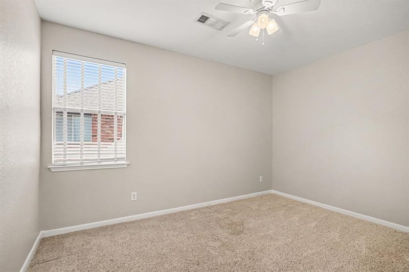9805 Lacey Lane, Fort Worth TX 76244 - Photo 32