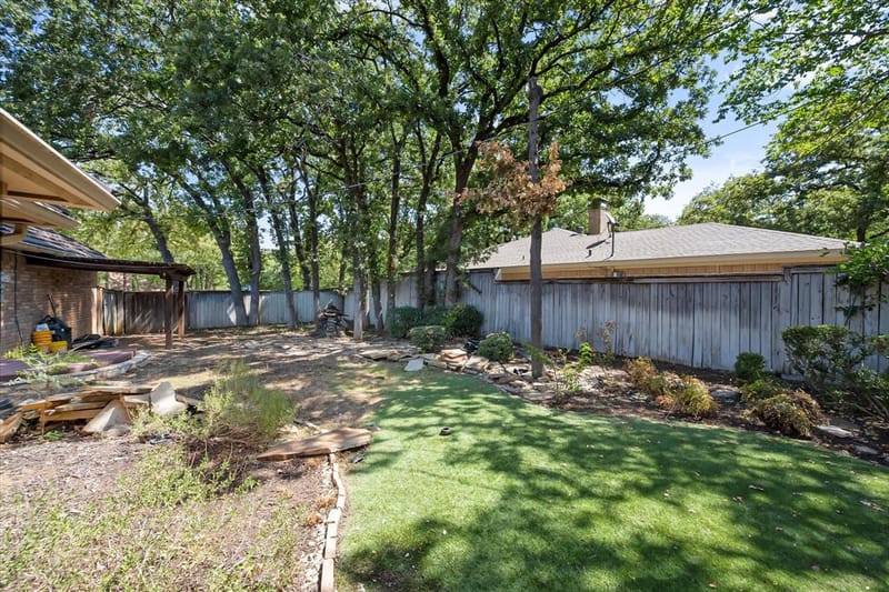 1919 Creek Wood Drive, Arlington TX 76006 - Photo 33