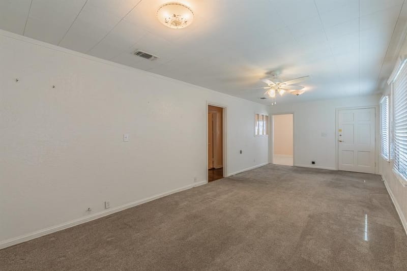 5020 Hartford Drive, River Oaks TX 76114 - Photo 16
