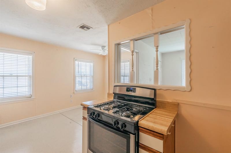 5020 Hartford Drive, River Oaks TX 76114 - Photo 22