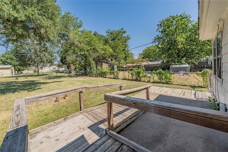 5020 Hartford Drive, River Oaks TX 76114 - Photo 36