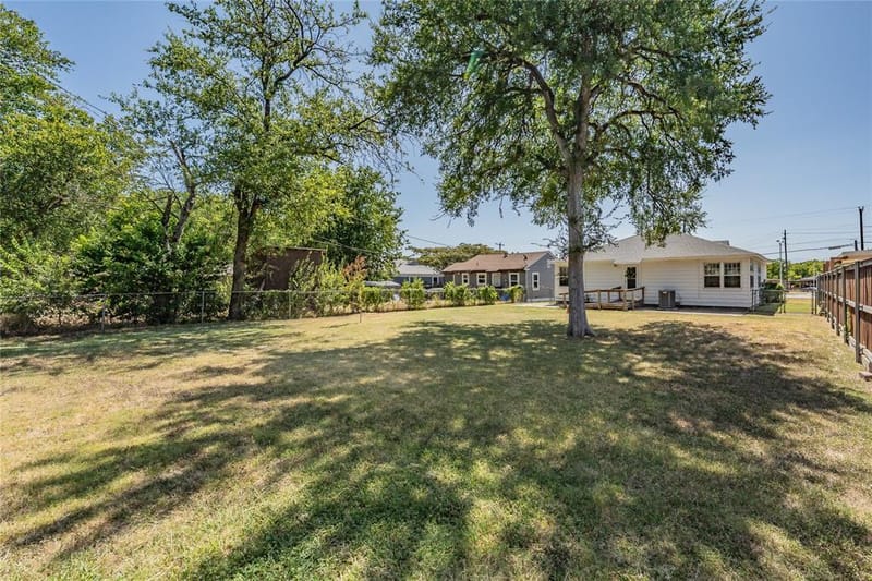 5020 Hartford Drive, River Oaks TX 76114 - Photo 39