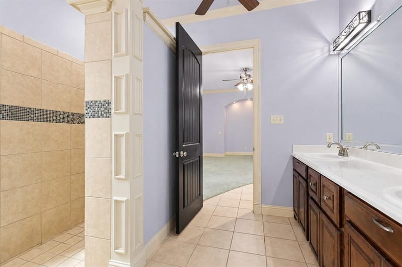 11029 Hawkins Home Boulevard, Benbrook TX 76126 - Photo 12