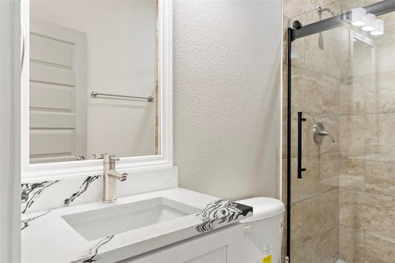 604 S Fitzhugh Avenue, Dallas TX 75223 - Photo 23