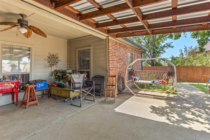 1010 Williams Street, Ennis TX 75119 - Photo 33
