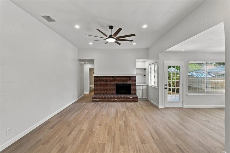 819 Lovingham Drive, Arlington TX 76017 - Photo 6