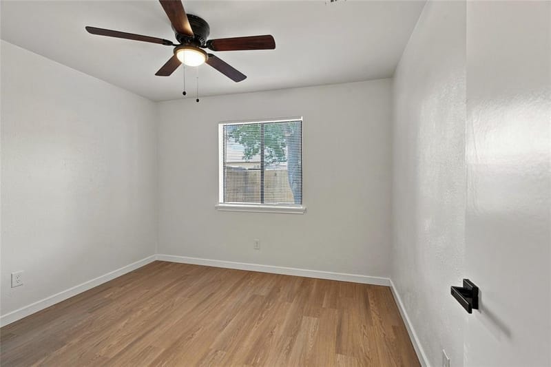 819 Lovingham Drive, Arlington TX 76017 - Photo 22