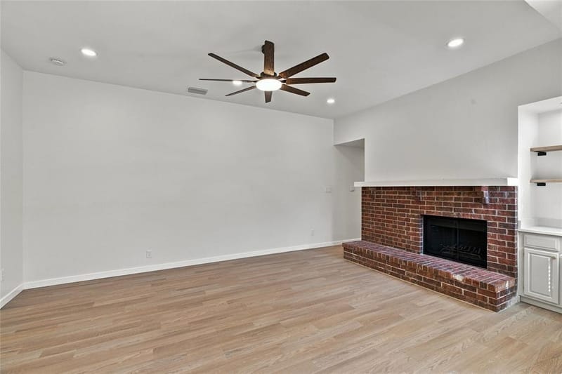819 Lovingham Drive, Arlington TX 76017 - Photo 9