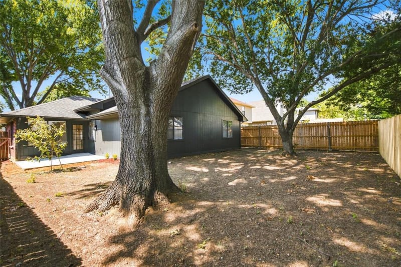 819 Lovingham Drive, Arlington TX 76017 - Photo 31