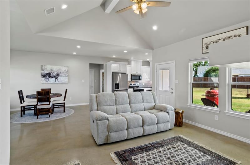 108 Daisy Court, Paradise TX 76073 - Photo 6